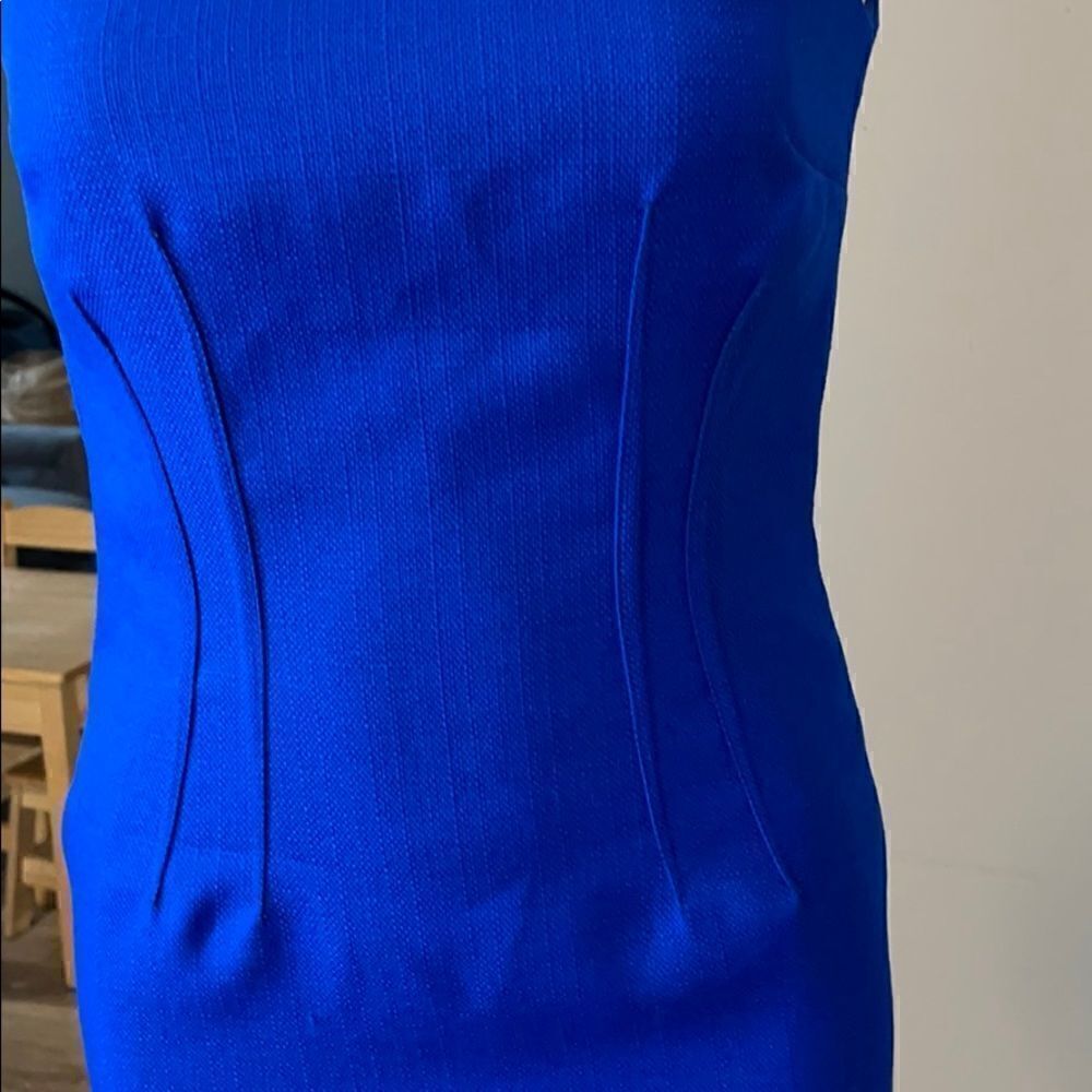 Chelsea Rose asymmetrical dress   - Picture 4 of 10